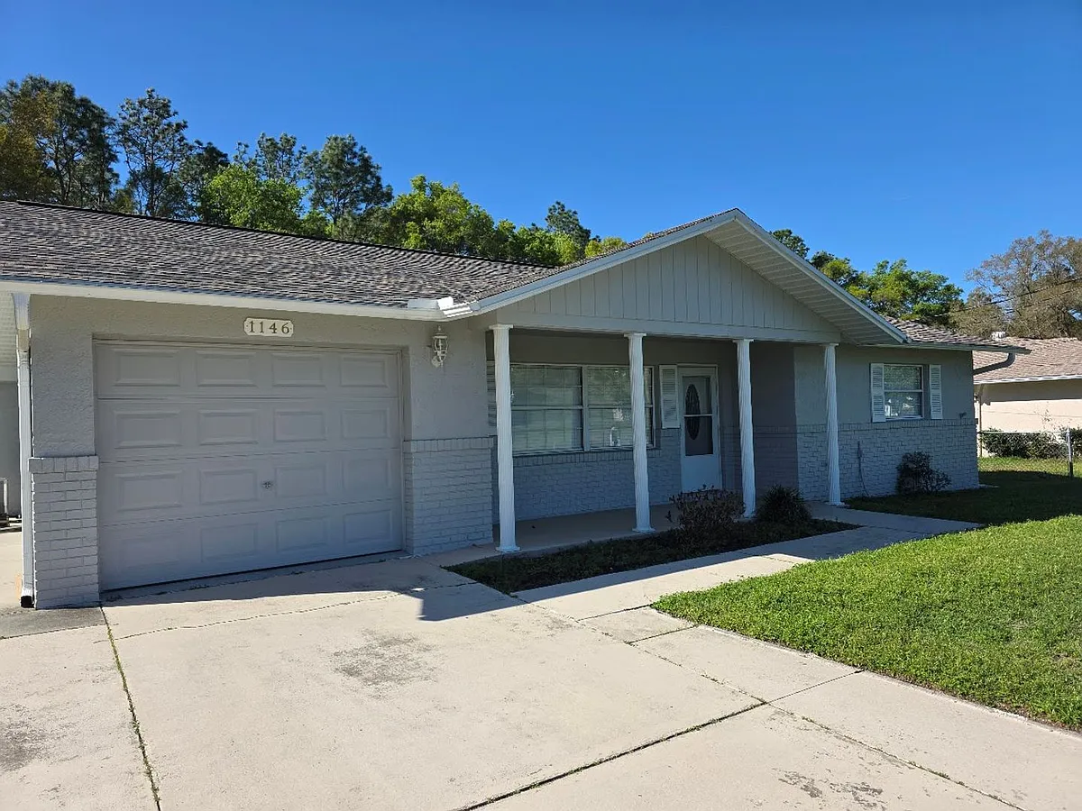Building Photo - 1146 W Buttonbush Dr