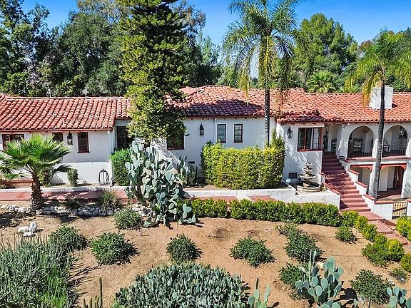 2nd image of 1804 Valle Vista Dr