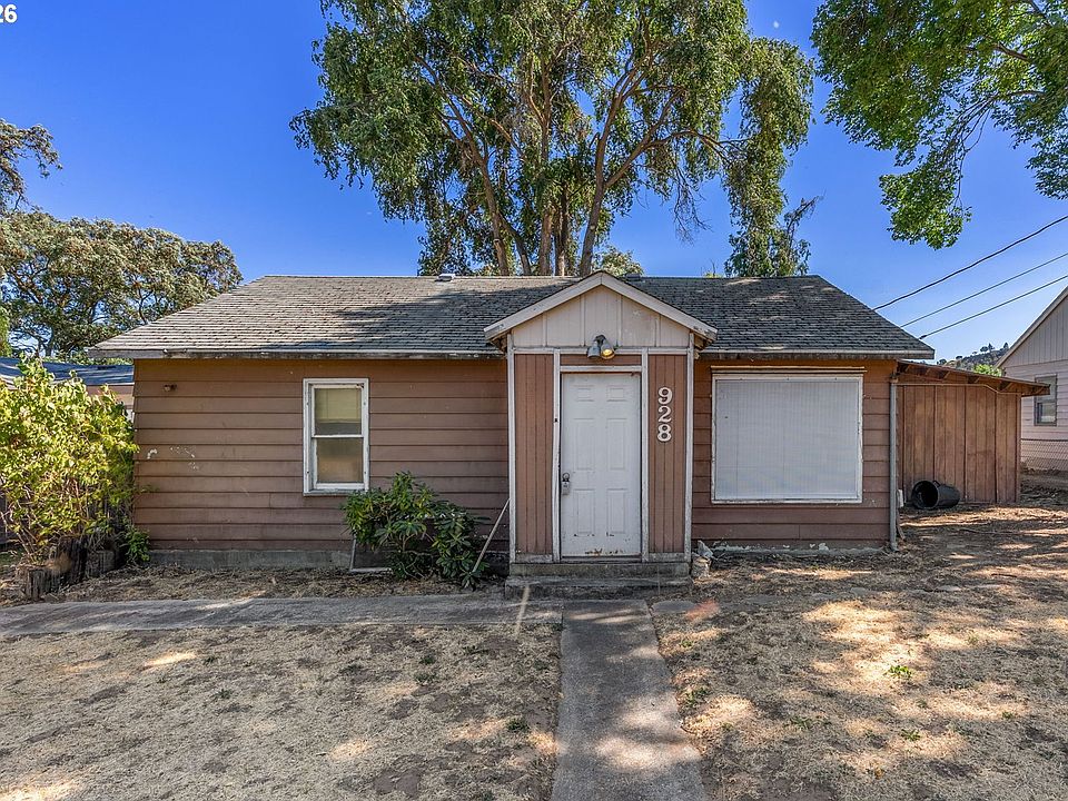 1st image of 928 Verdant St