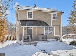 967 W Main St, Coatesville, PA 19320