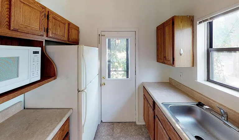 126 Hill St #ANN — Photo 3