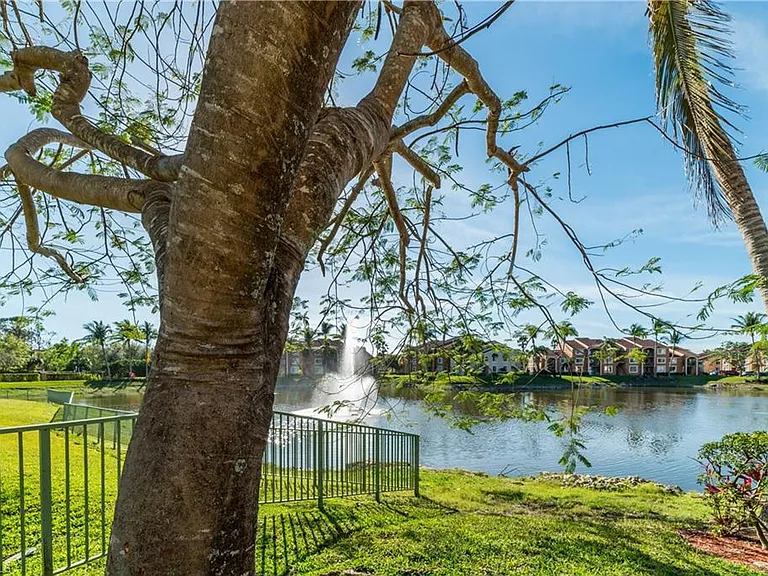 1230 Wildwood Lakes Blvd #105 — Photo 7