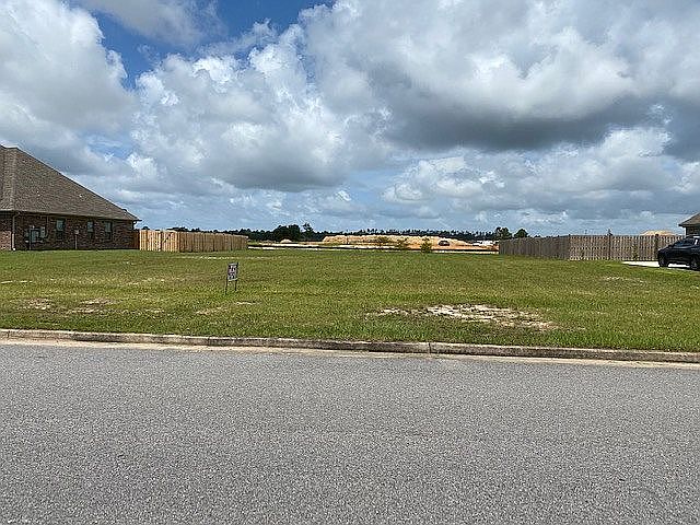 1st image of Augusta Dr
