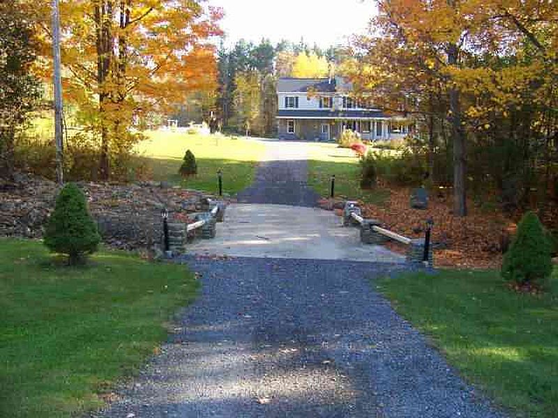 2nd image of 1003 BRAMAN CORNERS Road