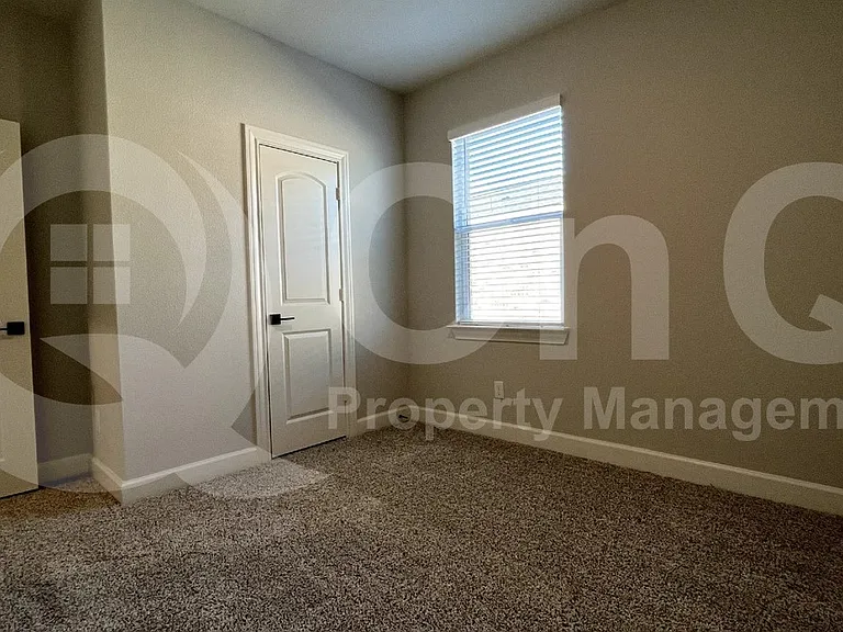 1913 McKee Ct — Photo 13