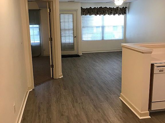 2nd image of 1601 Hickory Trace Dr