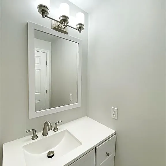96 Cold Spring Rd #1 — Photo 6