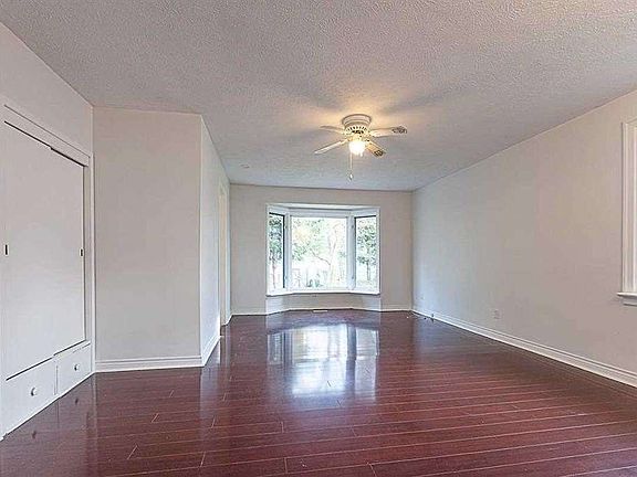 2nd image of 617 Lock St W