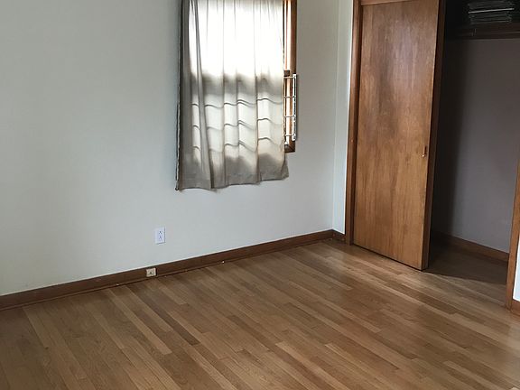 4th image of 176 E Morris Ave