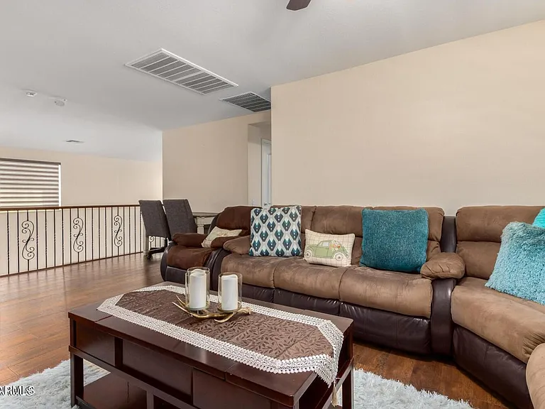10763 W Cottontail Ln — Photo 14
