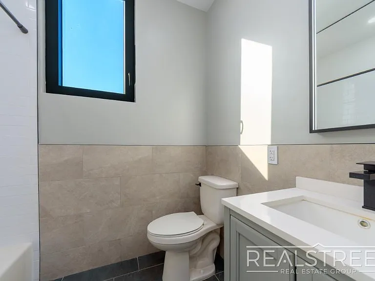 2801 Tilden Ave #2A — Photo 5
