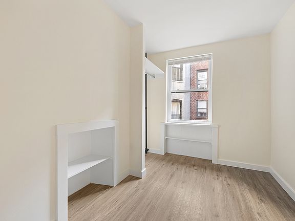2nd image of 320 E 11th St APT 304