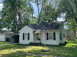 415 S Bradford St, Centralia, MO 65240