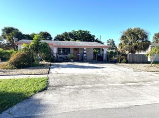 2632 Freeport Rd, West Palm Beach, FL 33406