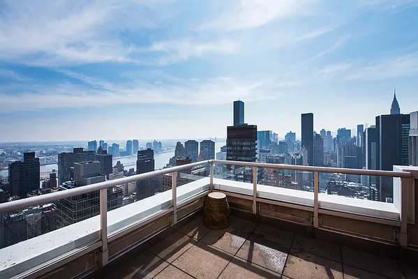 Rented by AIB Management Corp | media 9