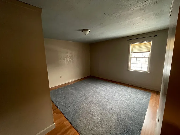 126 Railroad St #128 — Photo 7