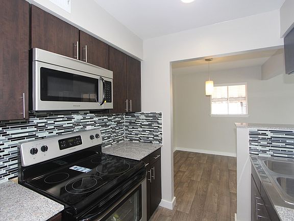 3rd image of 739 Byrnes Dr APT 12