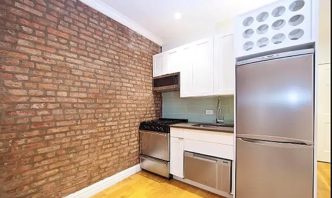 Rented by Living New York | media 12