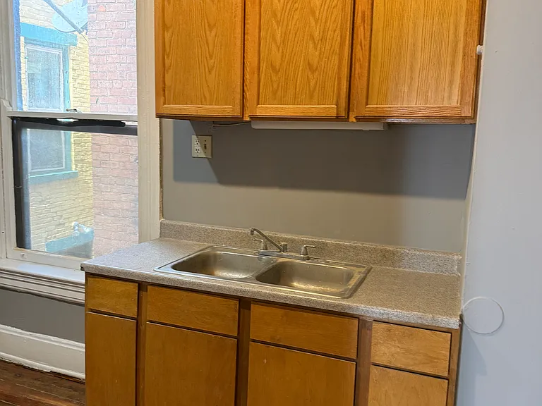 1626 Chase Ave #6 — Photo 8