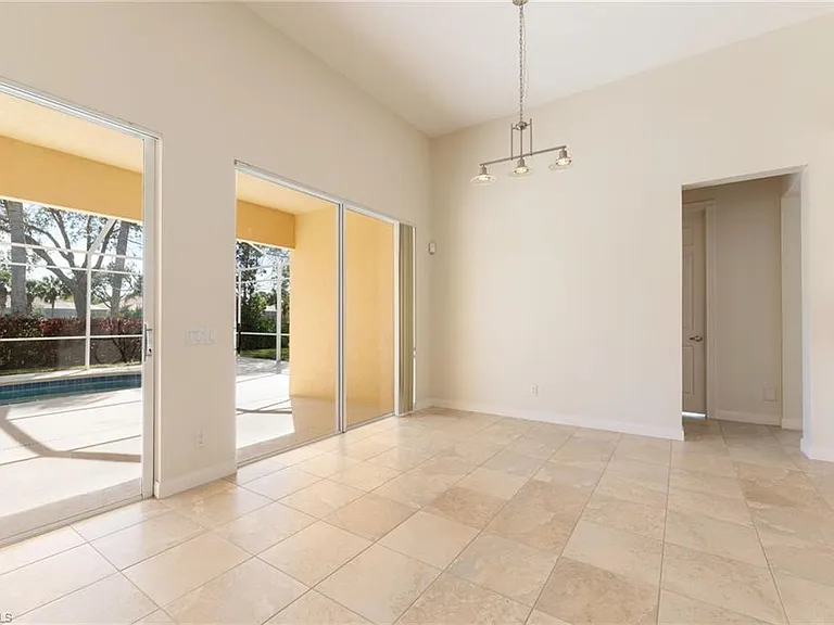 28329 Moray Dr — Photo 14