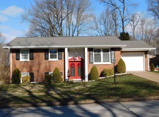 2218 Venetian Dr, Evansville, IN 47711