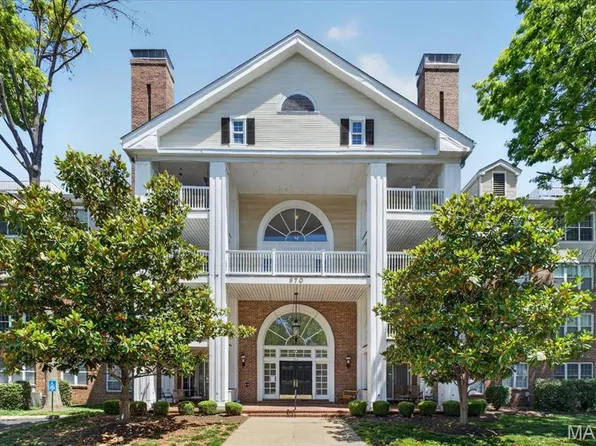 970 N Spoede Rd APT 26, Saint Louis, MO 63146