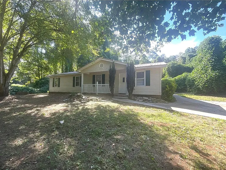127 Cruell Rd — Photo 1