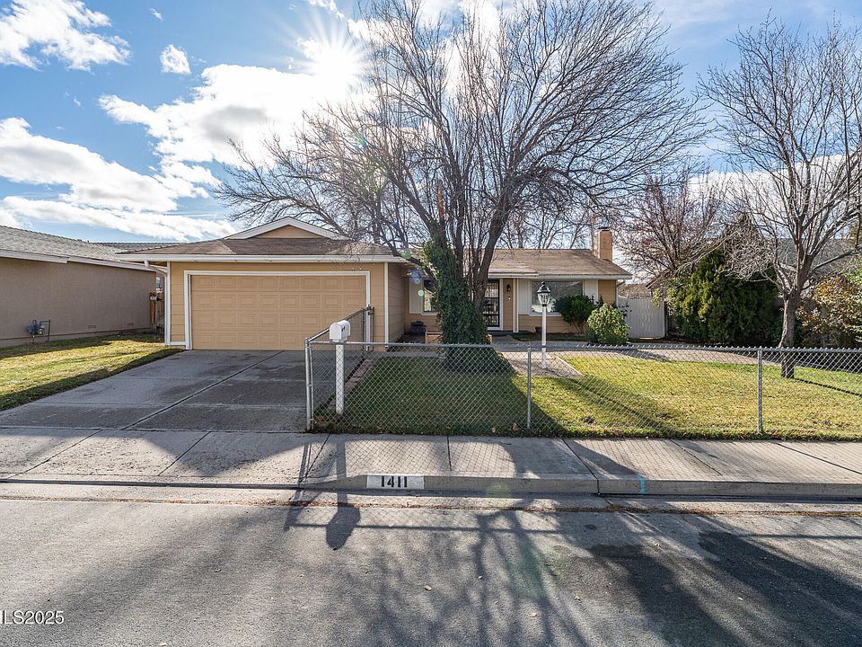 1st image of 1411 Shady Oak Dr