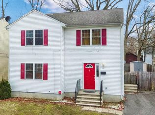 48 Warrenton St, Springfield, MA 01109
