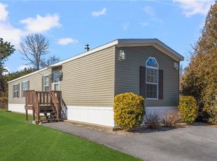 73 Wright Way, Coventry, RI 02816