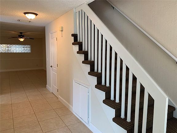 4th image of 4449 NW 92nd Avenue
