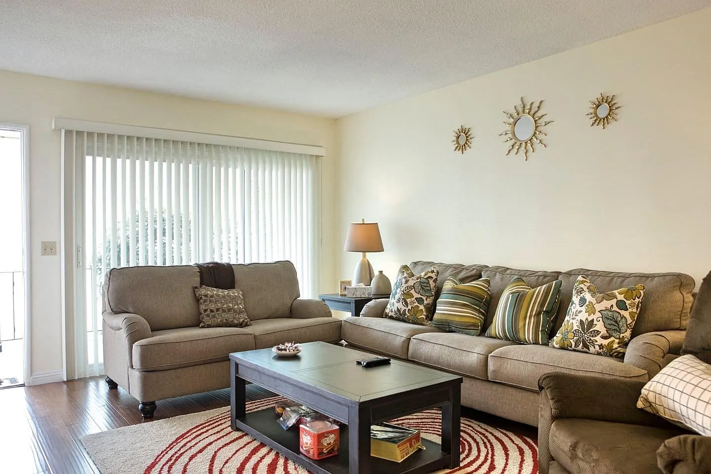 763 Arcadia Ave — Photo 4