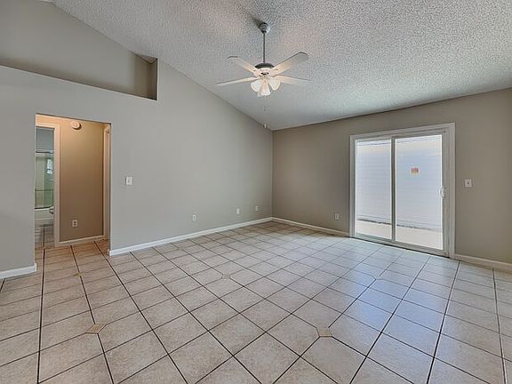 3rd image of 1883 Mackenzie Ct S