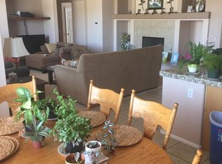 3101 Topaz Ln, Lancaster, CA 93535
