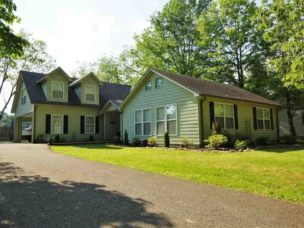 409 Oak St, Somerville, TN 38068