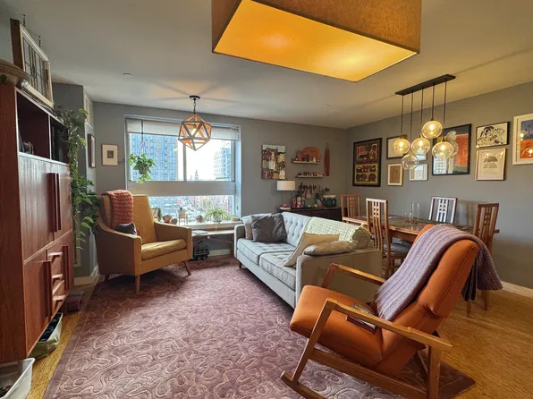 212 South Oxford Street image 4 of 16