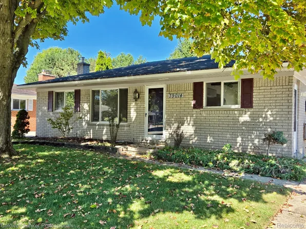 39014 Minton Ave, Livonia, MI 48150