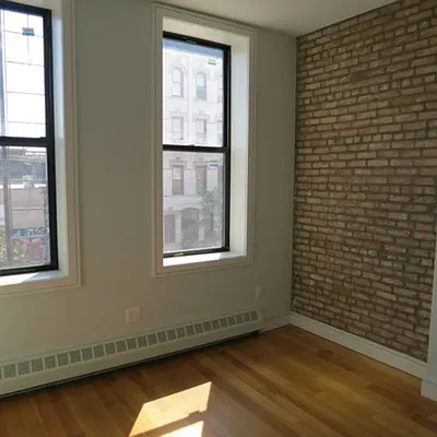Rented by Nooklyn NYC LLC | media 44