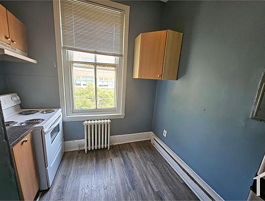 4th image of 4924 Parrish St #3