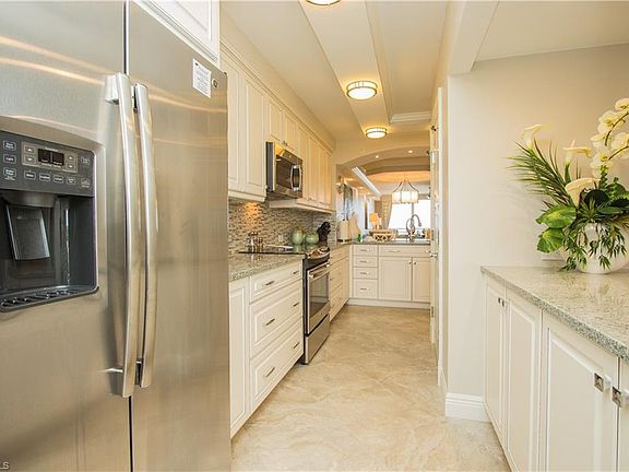 4th image of 780 S Collier Blvd Unit 707