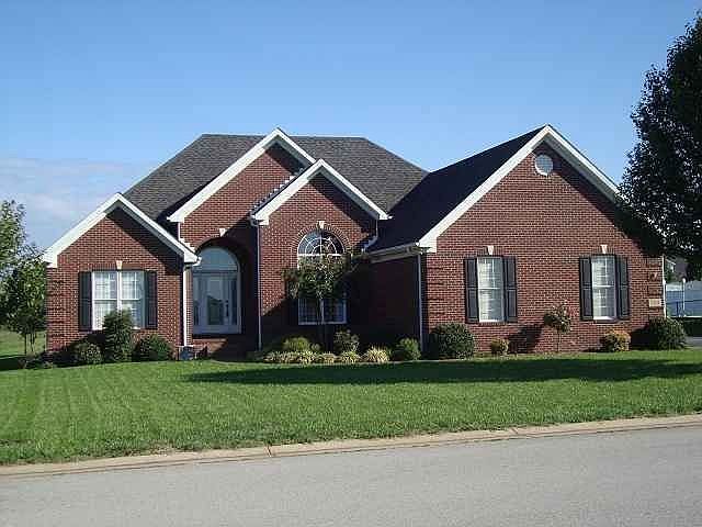 1st image of 704 Summerlin Dr