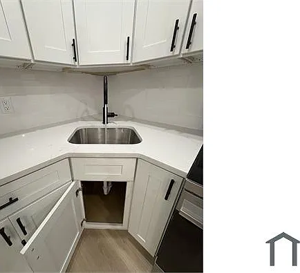 5534 Chancellor St #1 — Photo 3