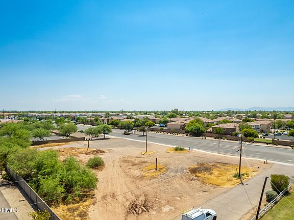 3rd image of 13573 S VAL VISTA Drive #'-'