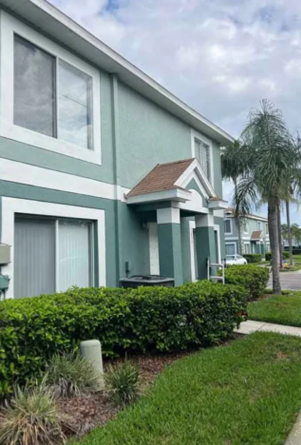 2035 Fluorshire Dr — Photo 1