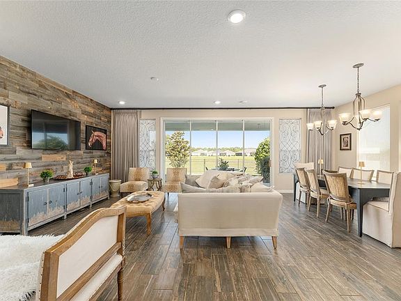 4th image of 5565 NW 43rd Lane Rd