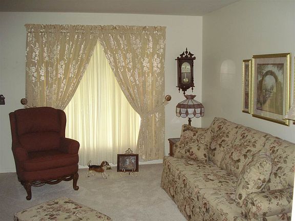 4th image of 516 Cherry Ln