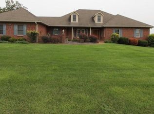 717 Sherwood Dr, Jefferson City, MO 65109