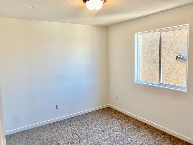 6689 E Cambridge Ave — Photo 15