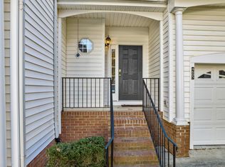 4611 Asterwood Dr, Raleigh, NC 27606
