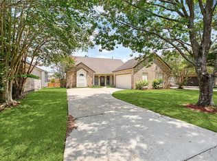 17473 Lake Iris Ave, Baton Rouge, LA 70817